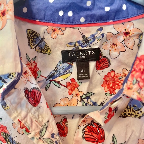 Talbots Wrinkle Resistant Floral Butterfly 3/4 Sleeve Button Down Shirt Size 4P - Picture 3 of 5
